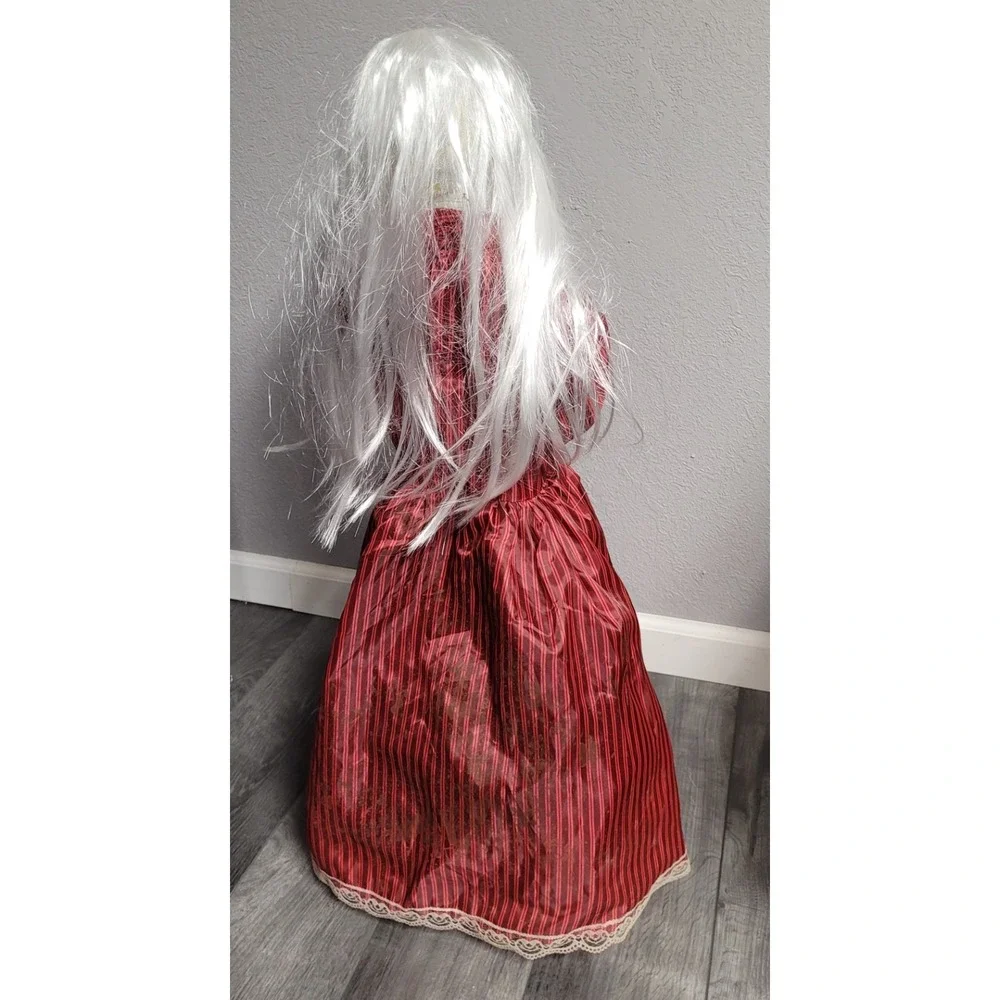 Spirit Halloween Roaming Antique Doll Animatronic Halloween Prop (2016)